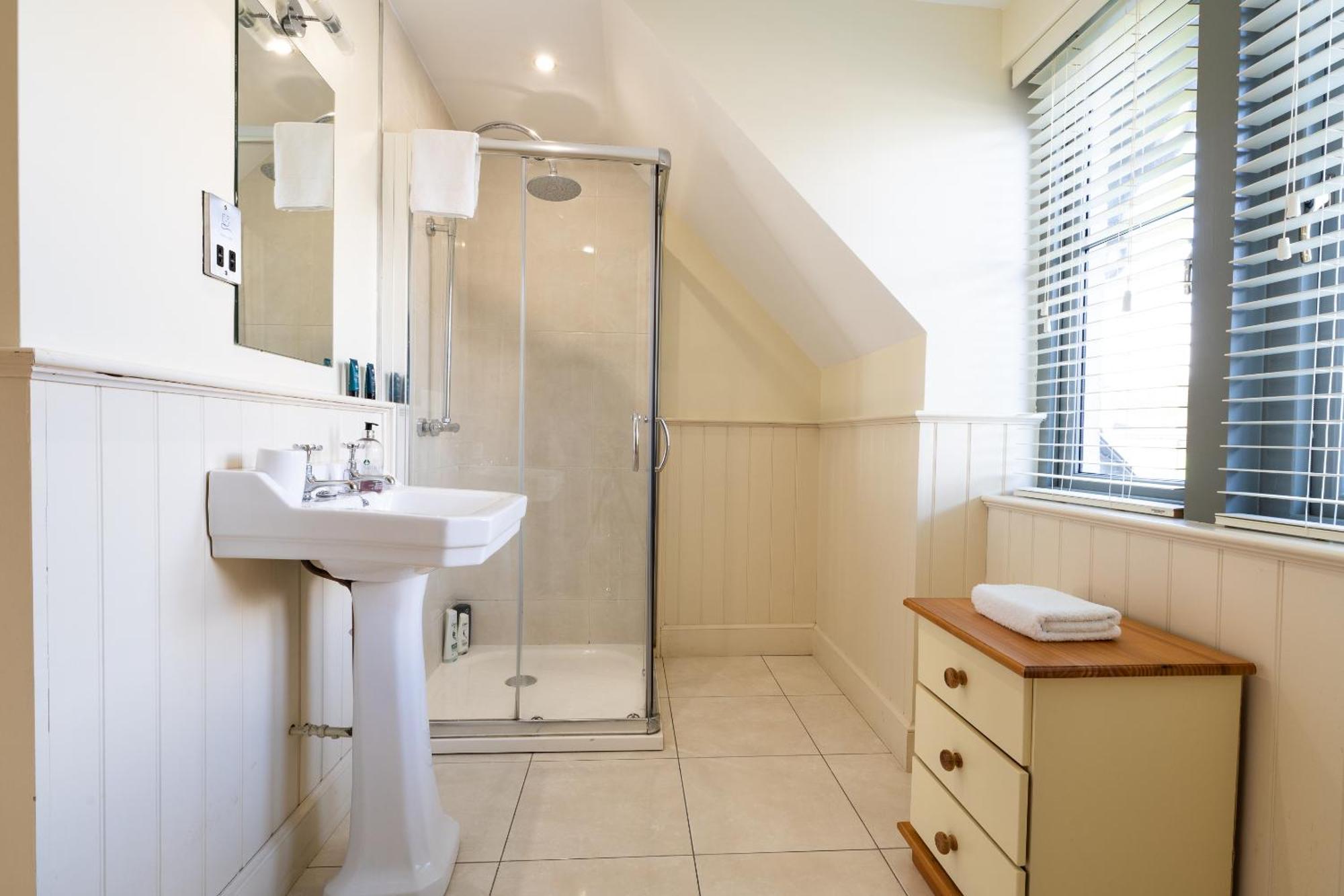 Villa Escape Ordinary At Lough Erne Gv - No.32 Enniskillen Exterior foto